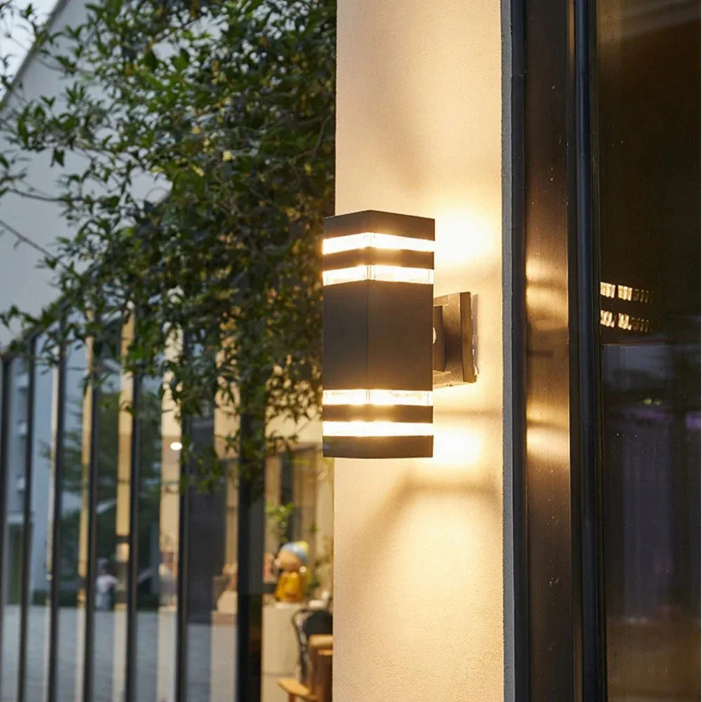 Drendina LED Wall Lamp