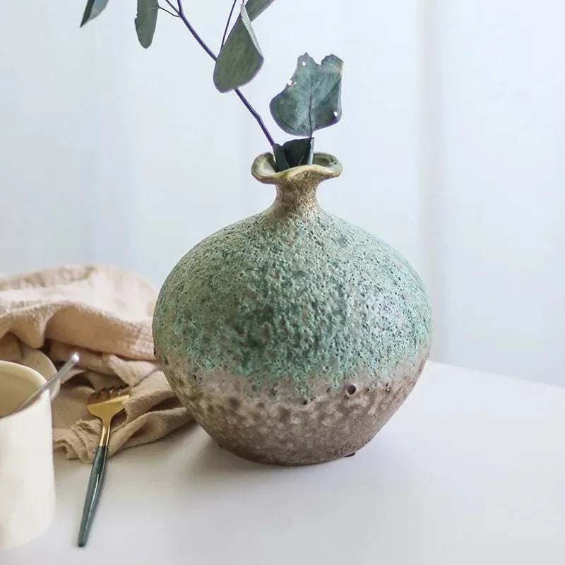 Drestanta Ceramic Vase