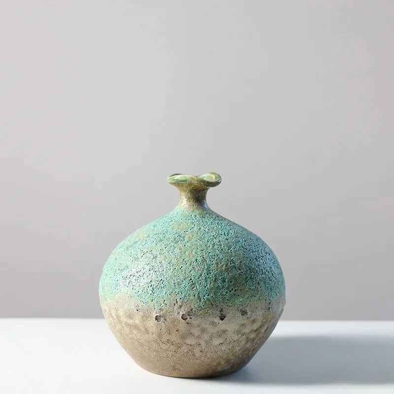Drestanta Ceramic Vase