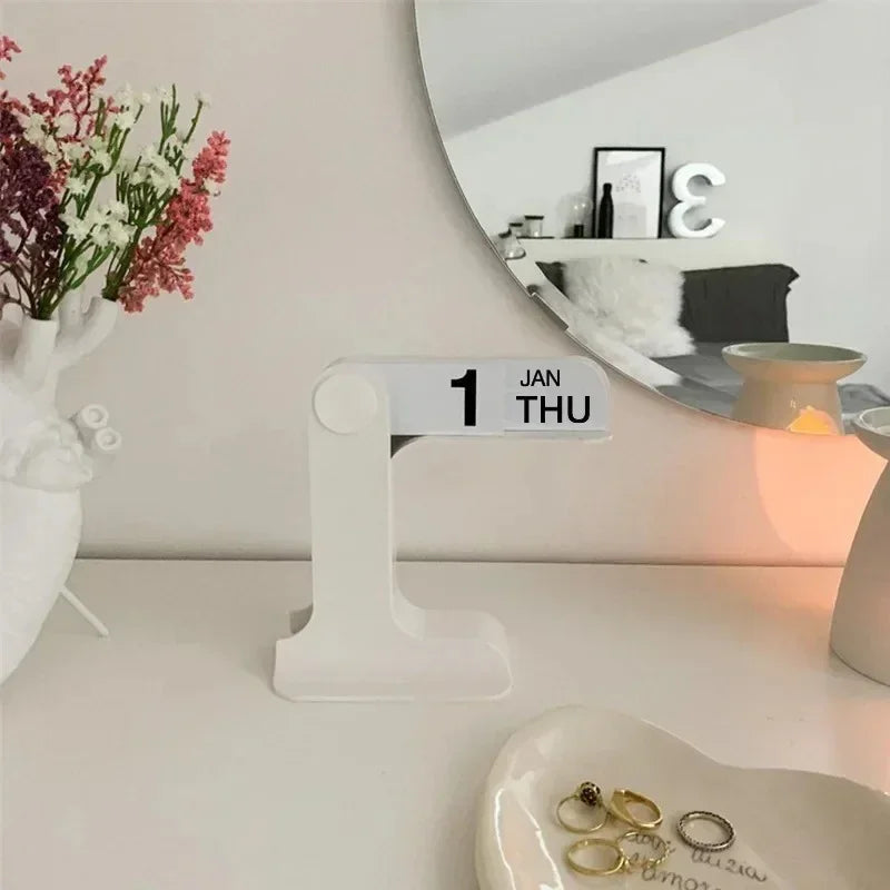 Drevoma Desk Calendar