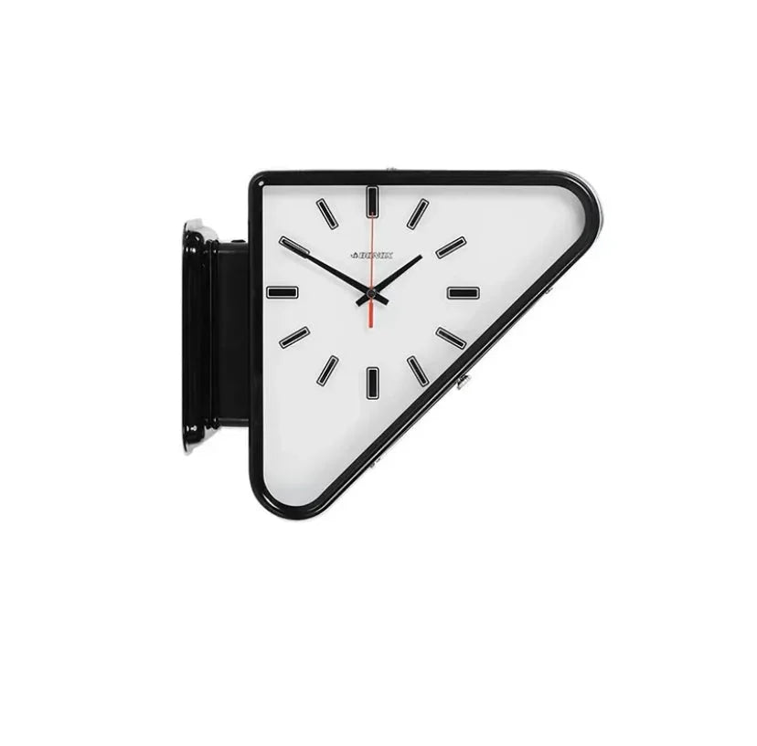 Drevoma Clock