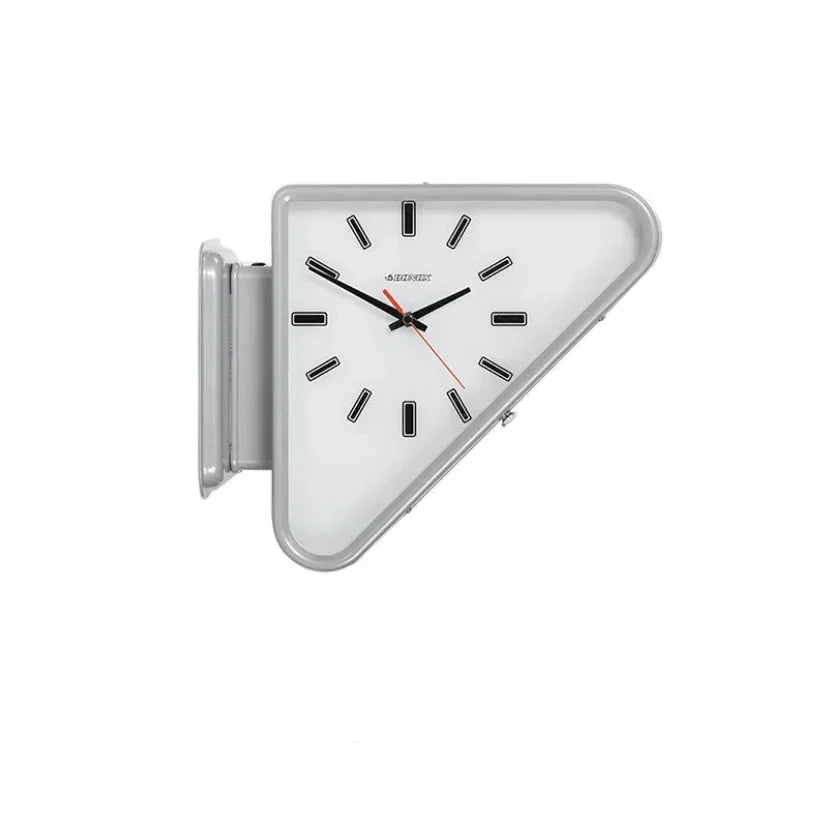 Drevoma Clock