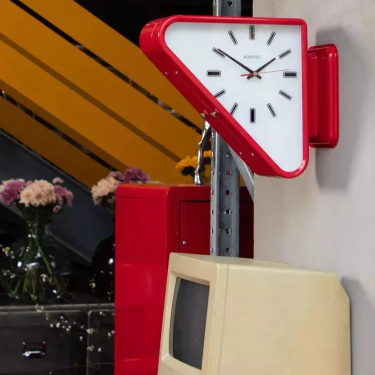 Drevoma Clock