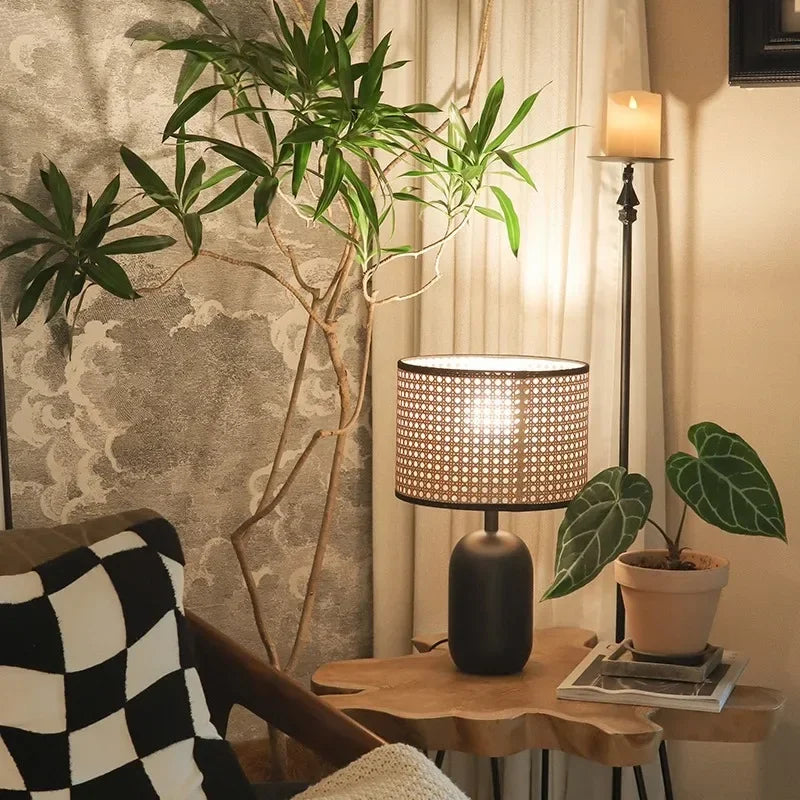 Elando Table Lamp