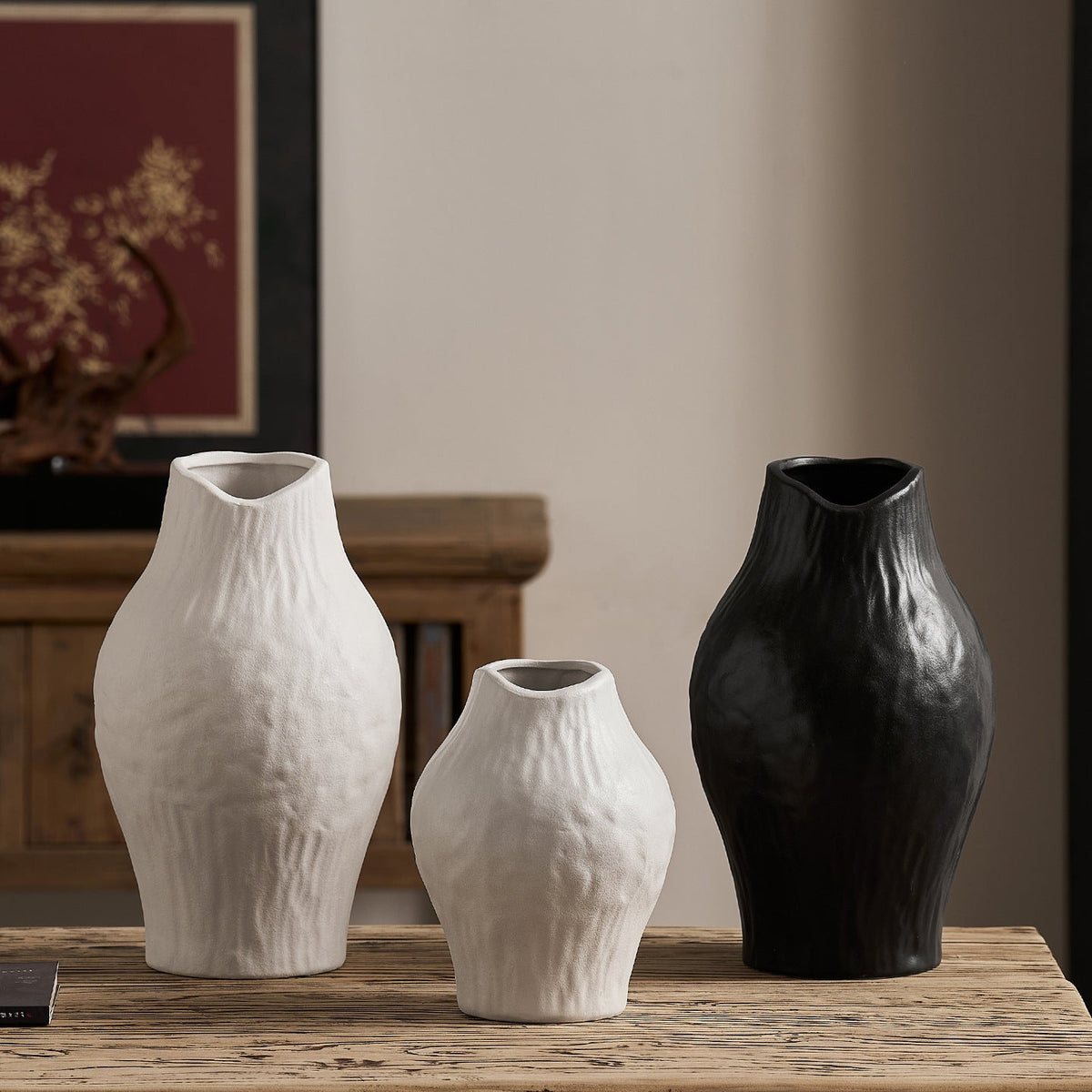 Elegant and Modern Ceramic Vase White Black | High & Bury