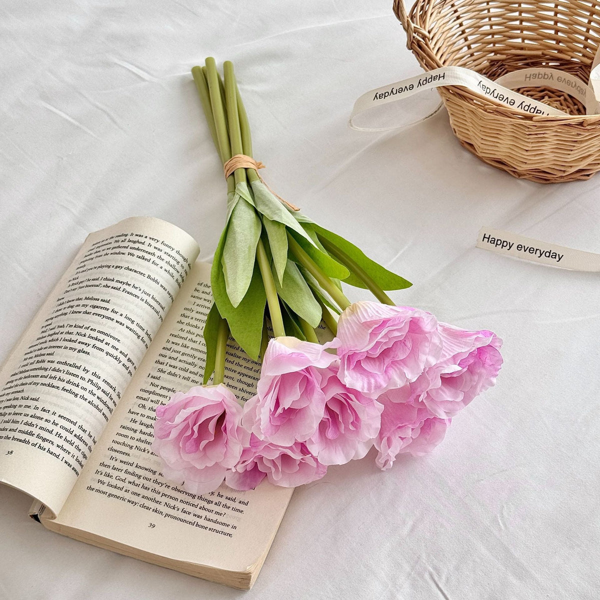 Elegant Art Tulip | High & Bury