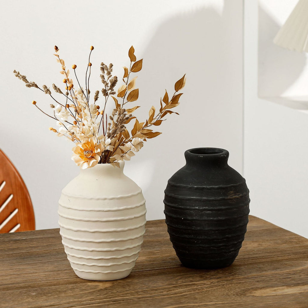 Elegant Ceramic Vase Black Gold | High & Bury