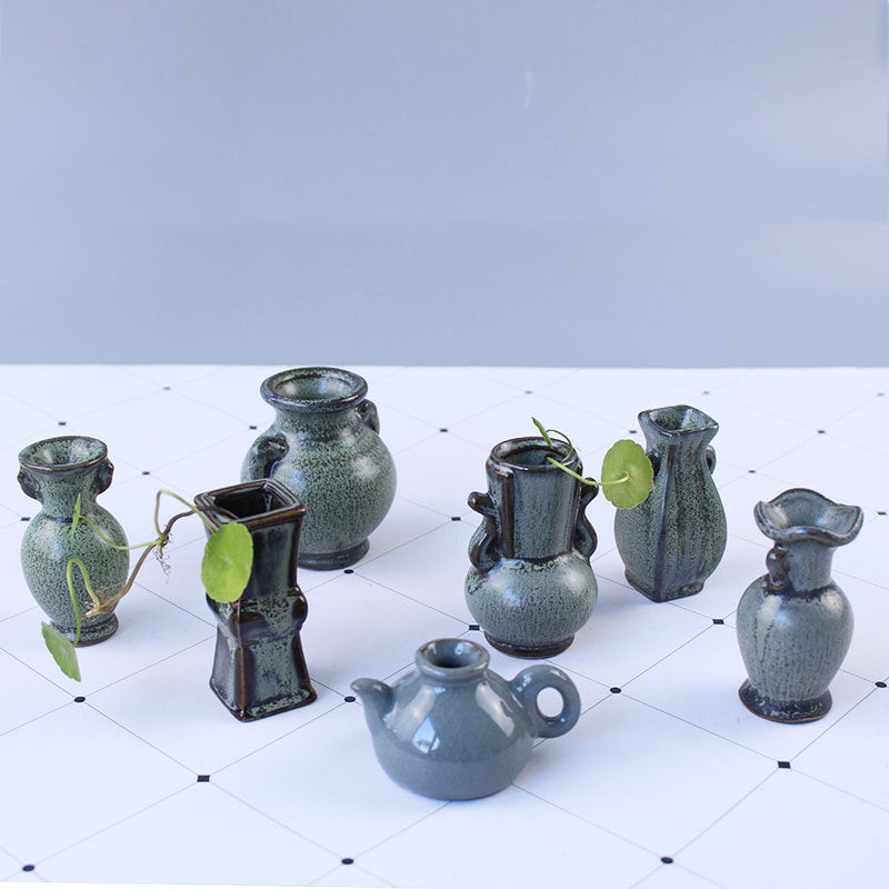Elegant Ceramic Vase with Artistic Design | High & Bury