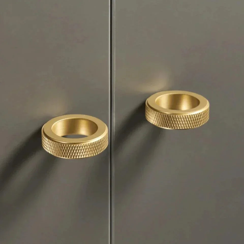 Elosa Knurled Jorseda Cabinet Knobs