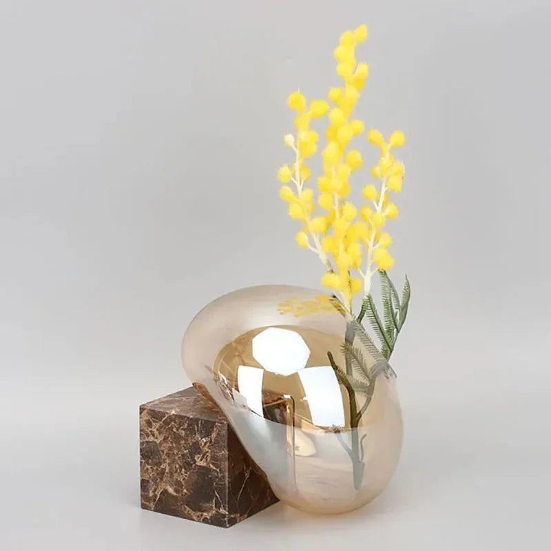 Elossa Vase