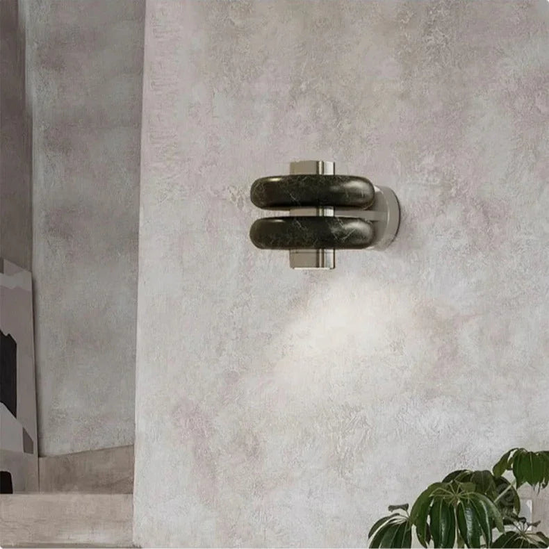 Emnessa Wall Lamp