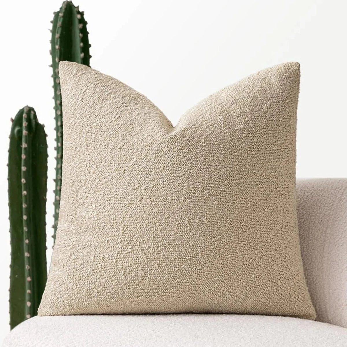 Emnita Cushion