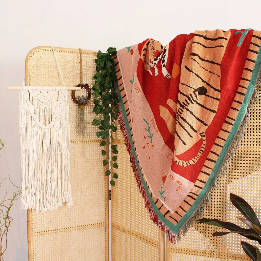 Emnosa Woven Throw Blanket