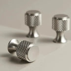 Emrossa Knurled Knobs