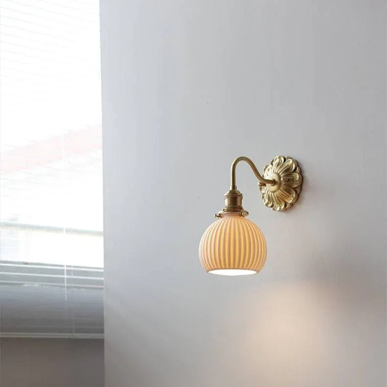 Emvona Brass Lamp