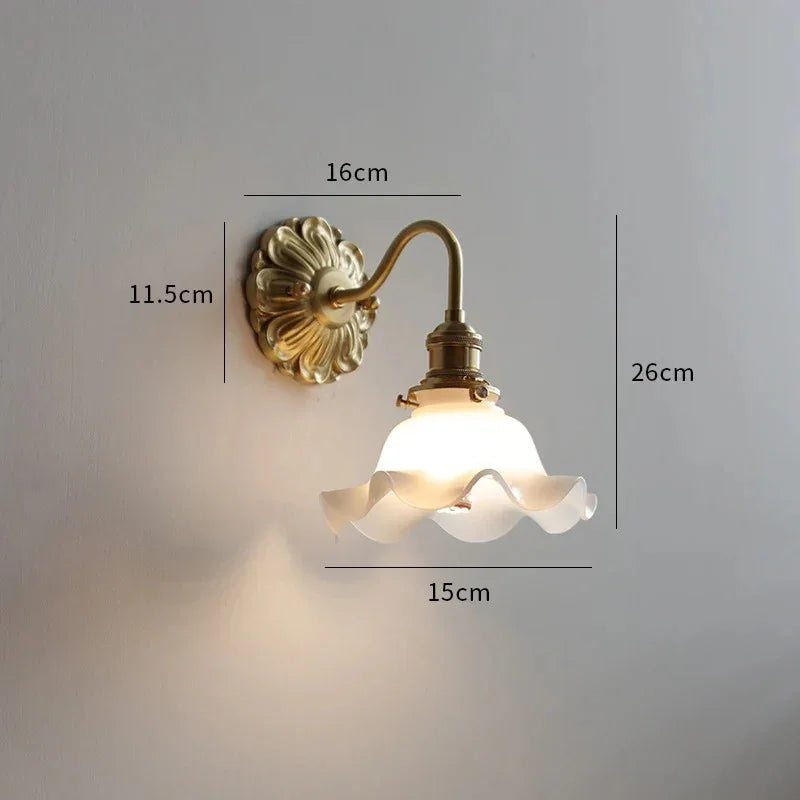 Emvona Brass Lamp