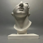 Emvona Sculpture