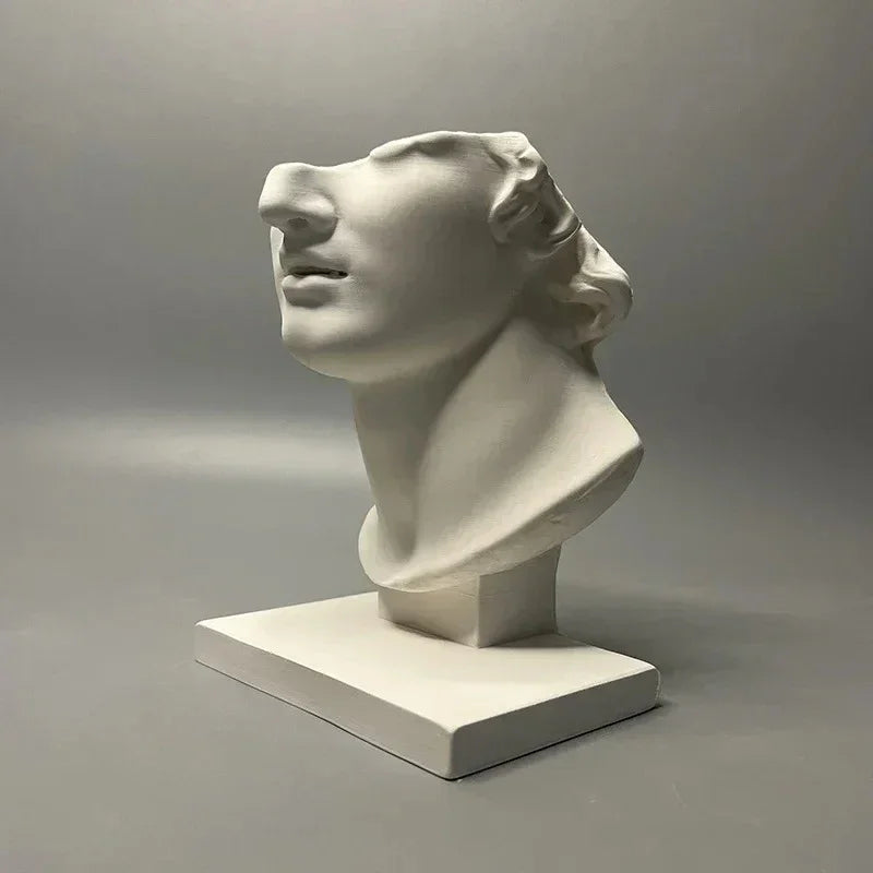 Emvona Sculpture