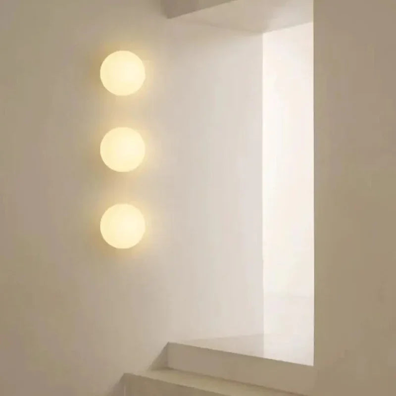 Falndoda Glass Wall Lamp