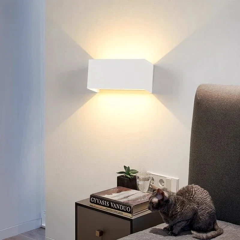 Falndoda LED Wall Lamp