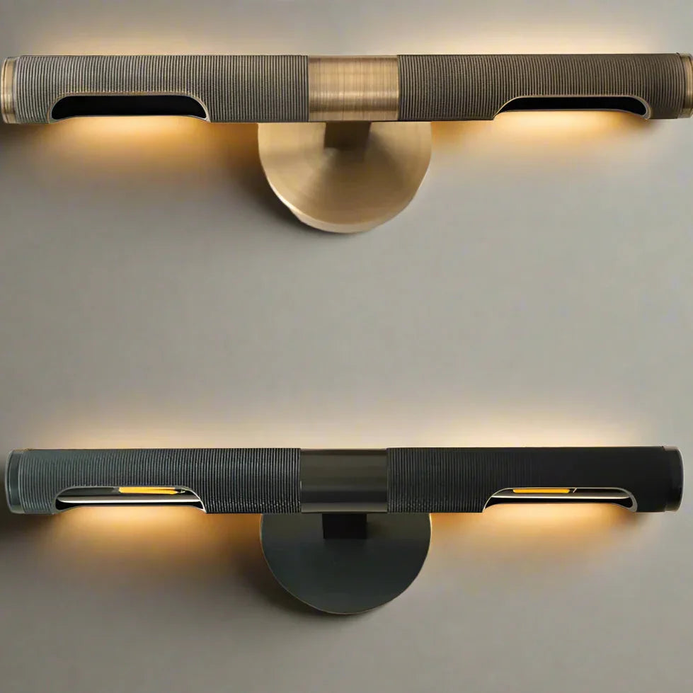 Fjordfell Wall Light