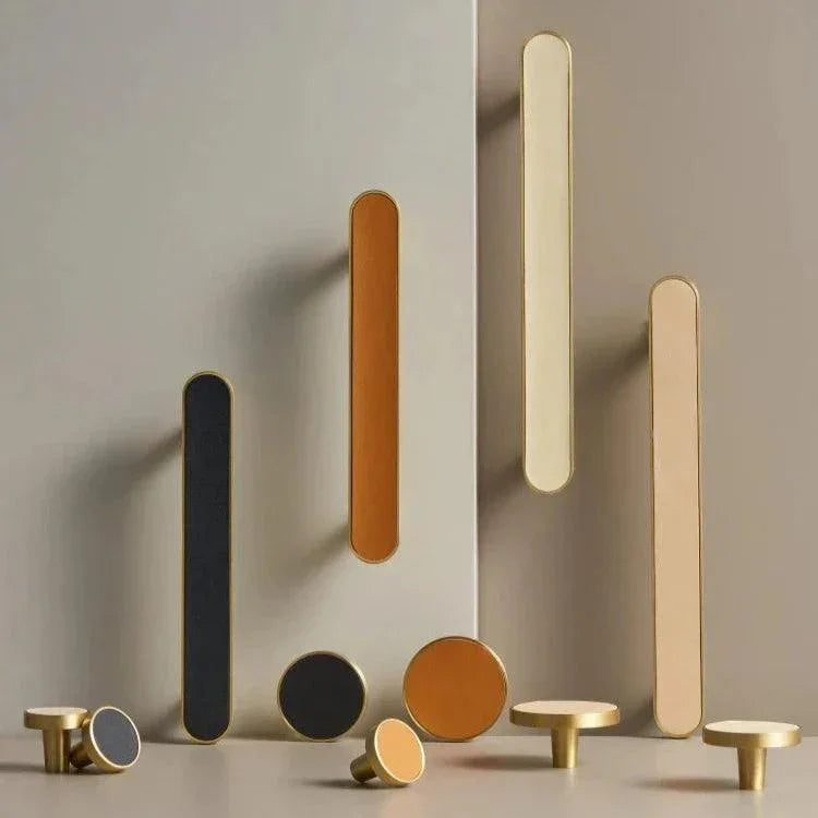 Fjordgate Brass & Cow Leather Handle