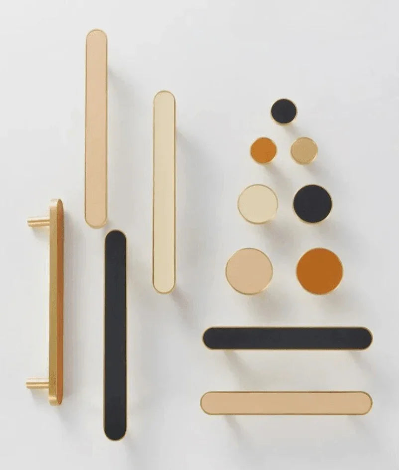 Fjordgate Brass & Cow Leather Handle