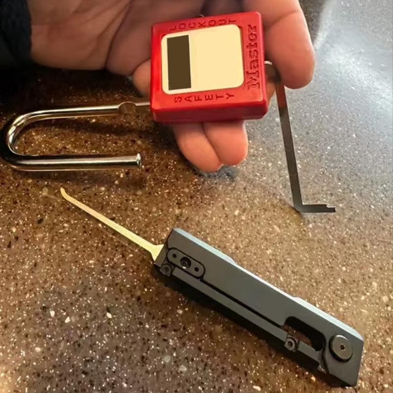 Foldable Lockpicking Tool with Three Plastic Pick Heads, 8 × 2.2 × 1.3 cm, view 2