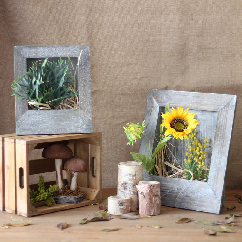 Frame made of Solid Wood | High & Bury