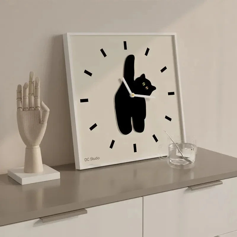 Fryvirra Wall Clock