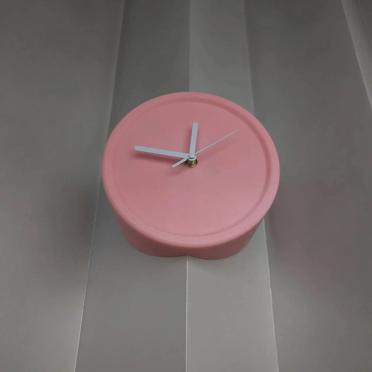 Fryvvia Wall Clock