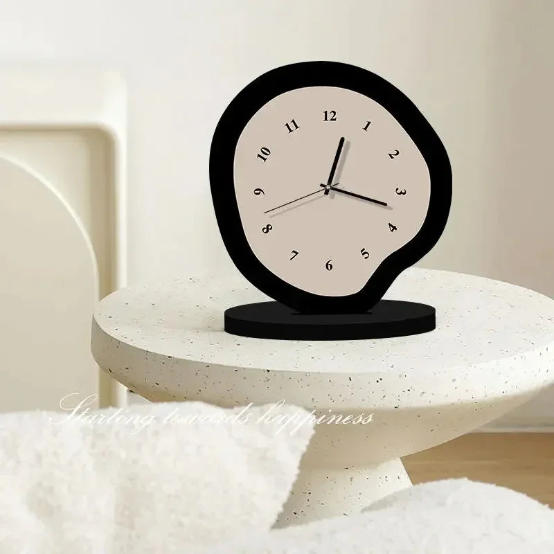 Gilfia Table Clock