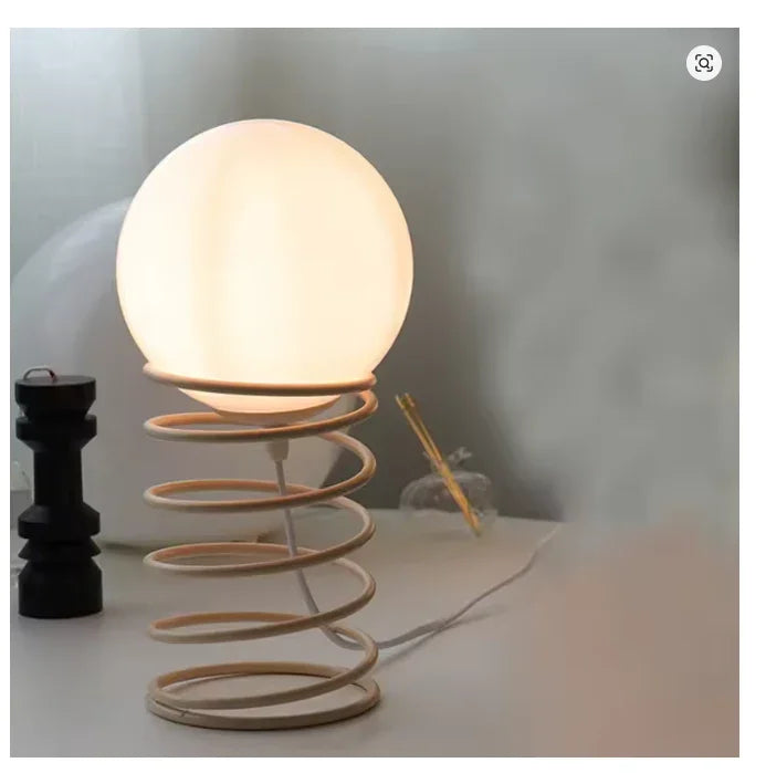 Gilndora Table Lamp