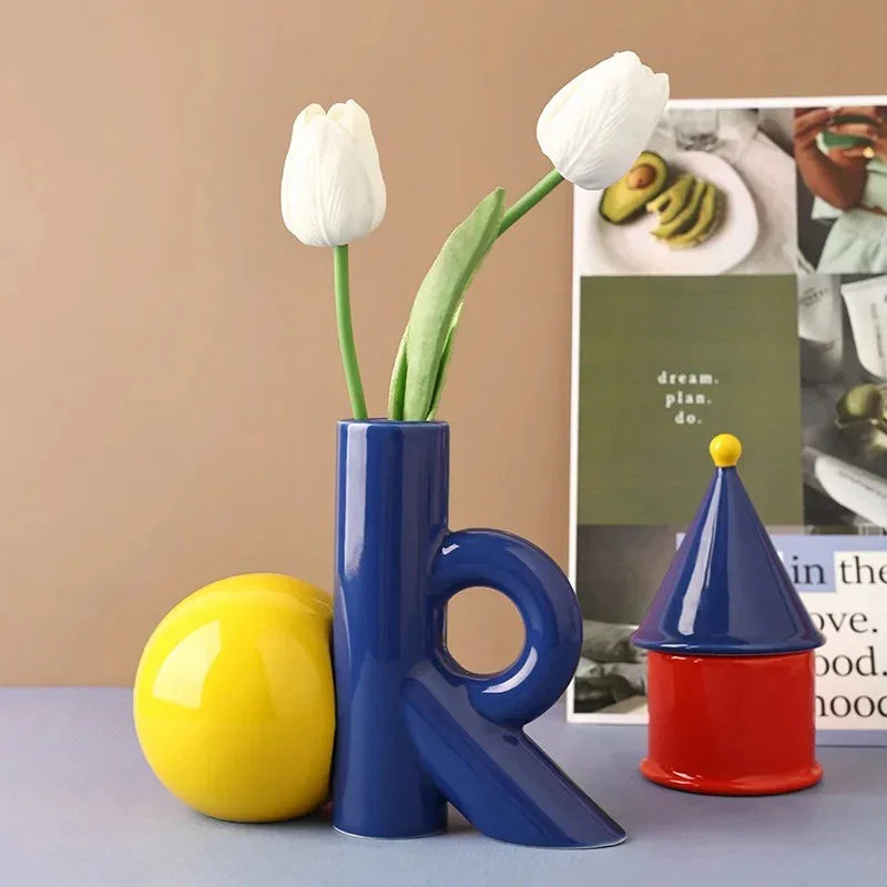 Giltola Vase