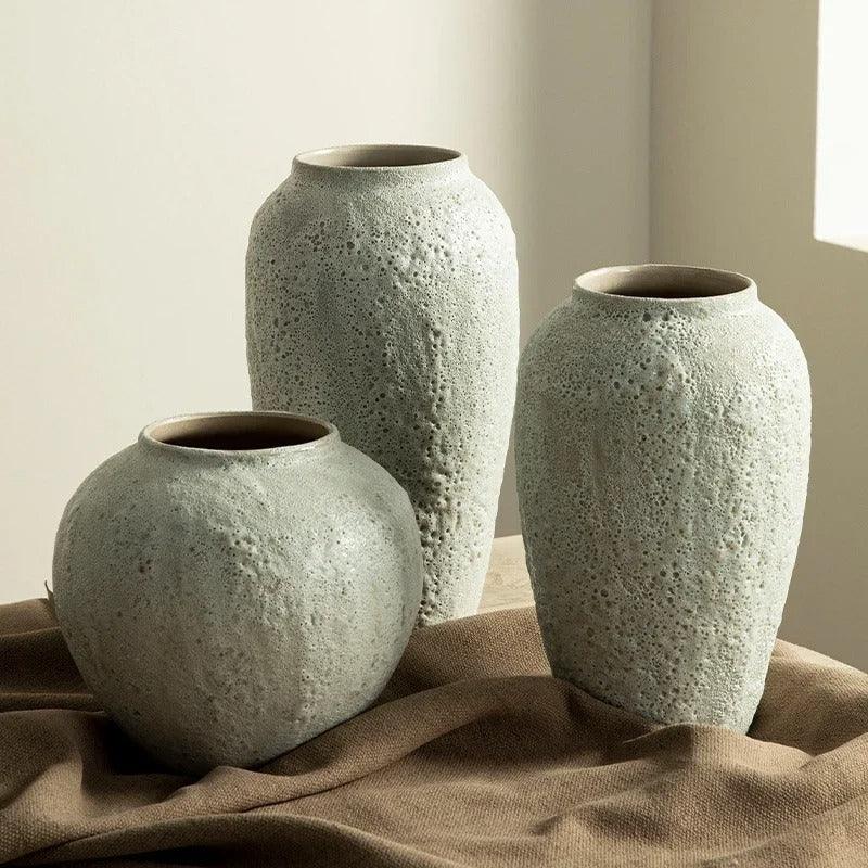 Giltyra Vase