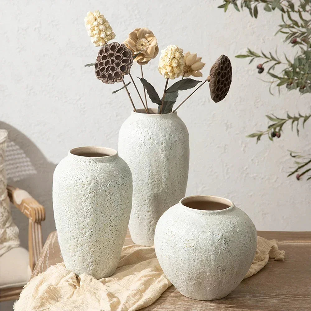 Giltyra Vase