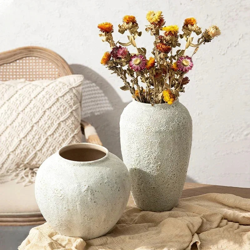 Giltyra Vase