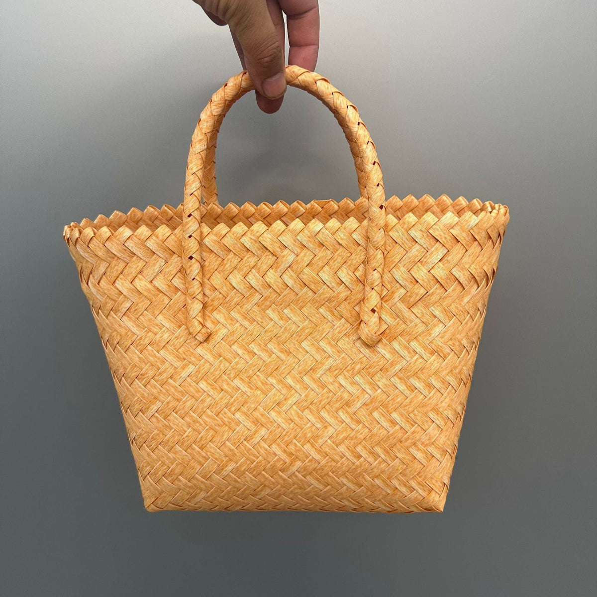 Handcrafted Straw Bag | High & Bury