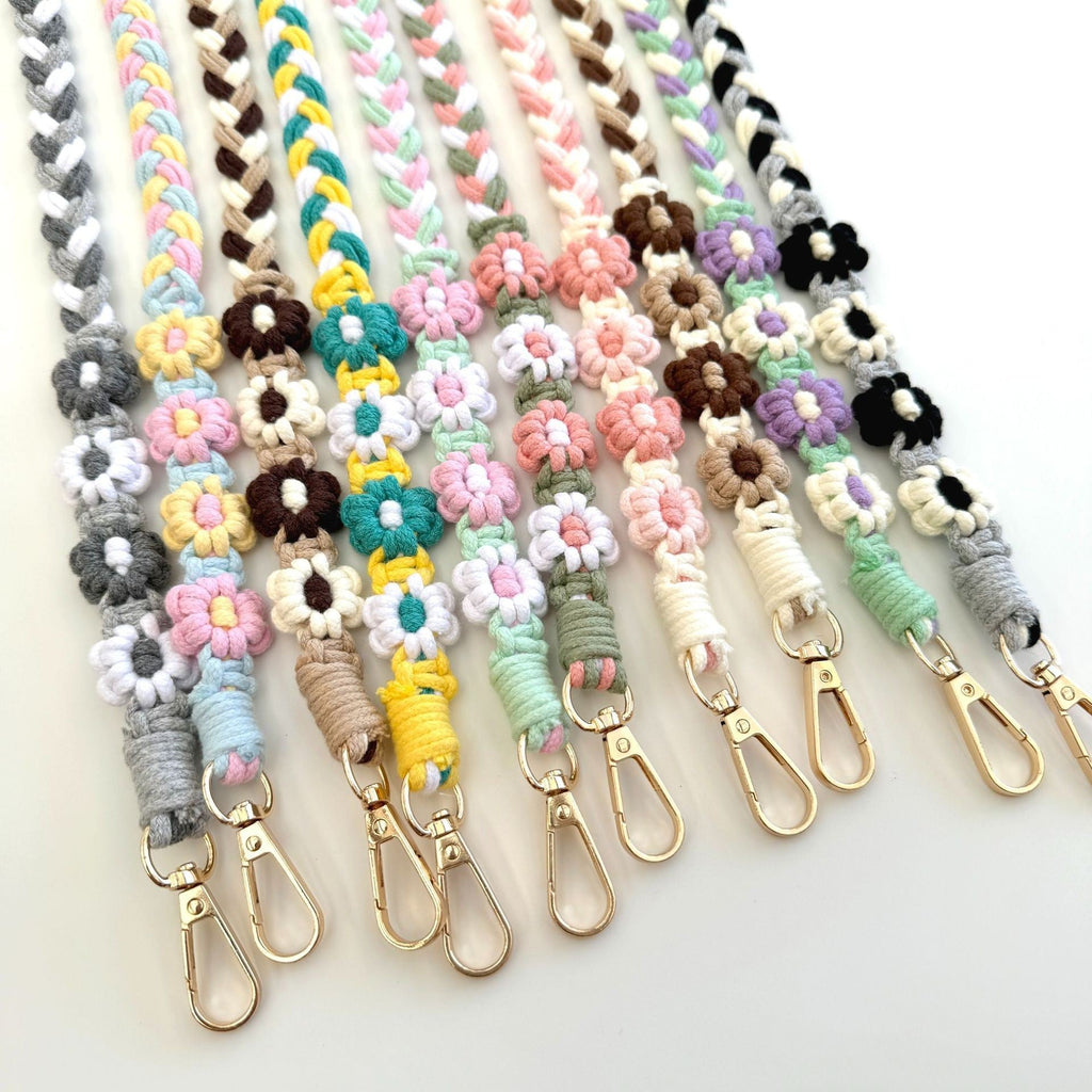 Handmade Macrame Floral Dog Leash | High & Bury