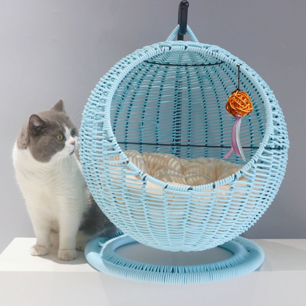Hanging Basket with Comfortable Padding | High & Bury