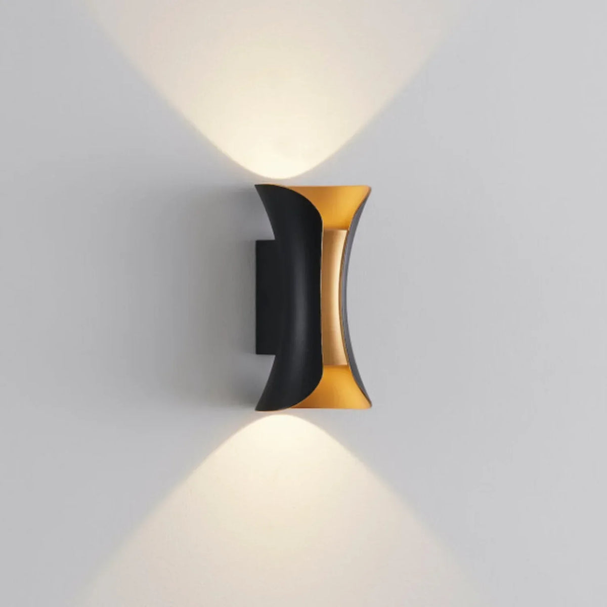 Harfirra Waterproof LED Wall Lamp