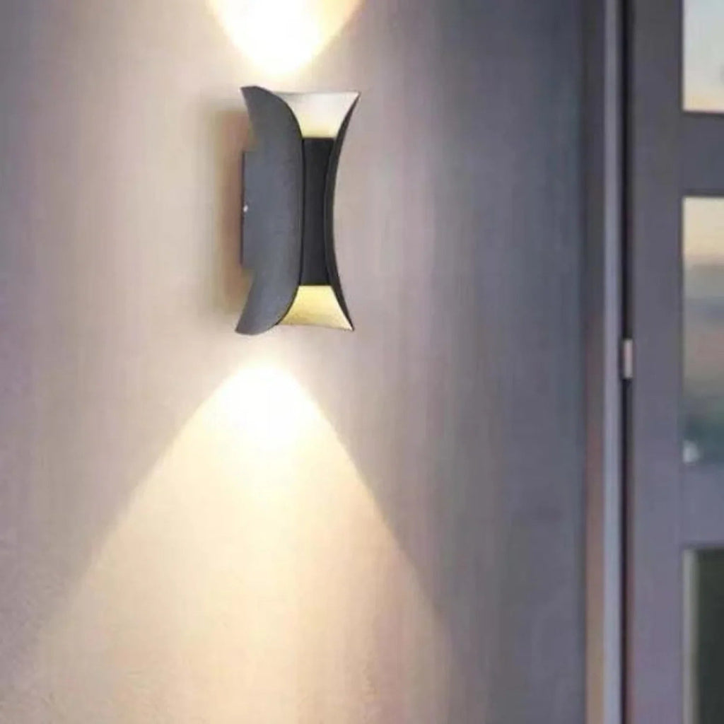 Harfirra Waterproof LED Wall Lamp