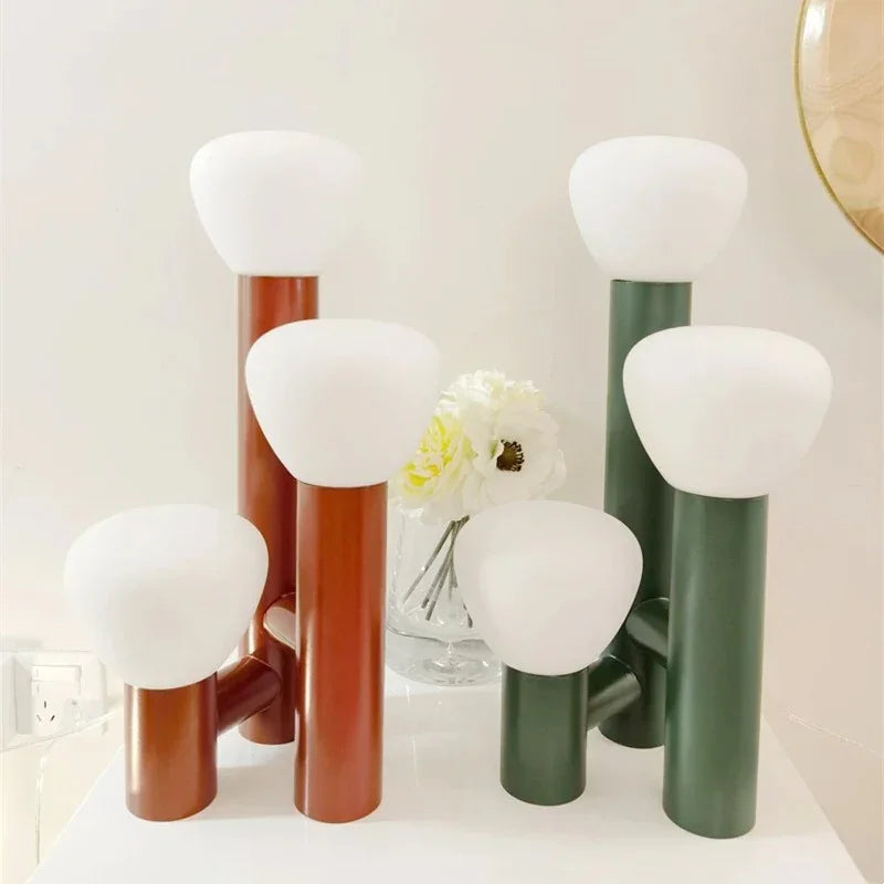Hellirra Table Lamp
