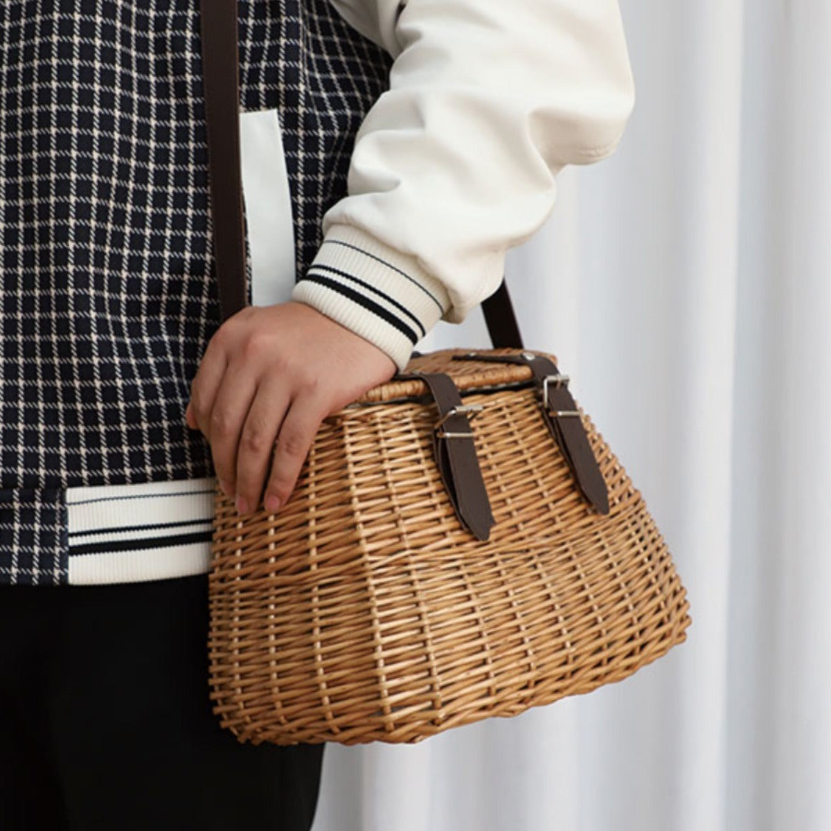 High-Quality Shopping Basket with Leather Handles | High & Bury