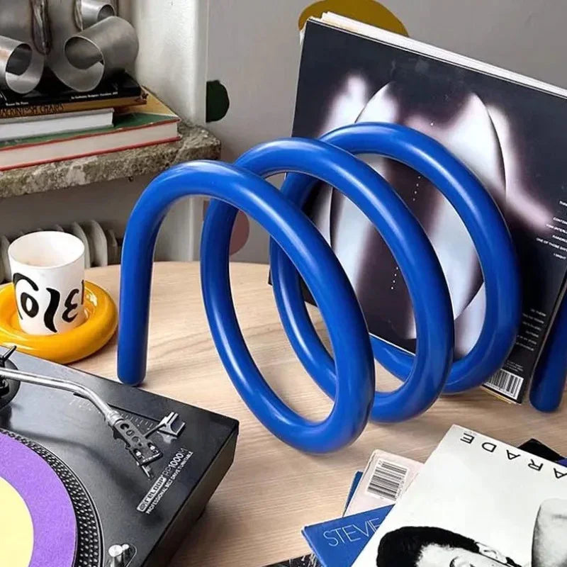 Ilarno Bookshelf