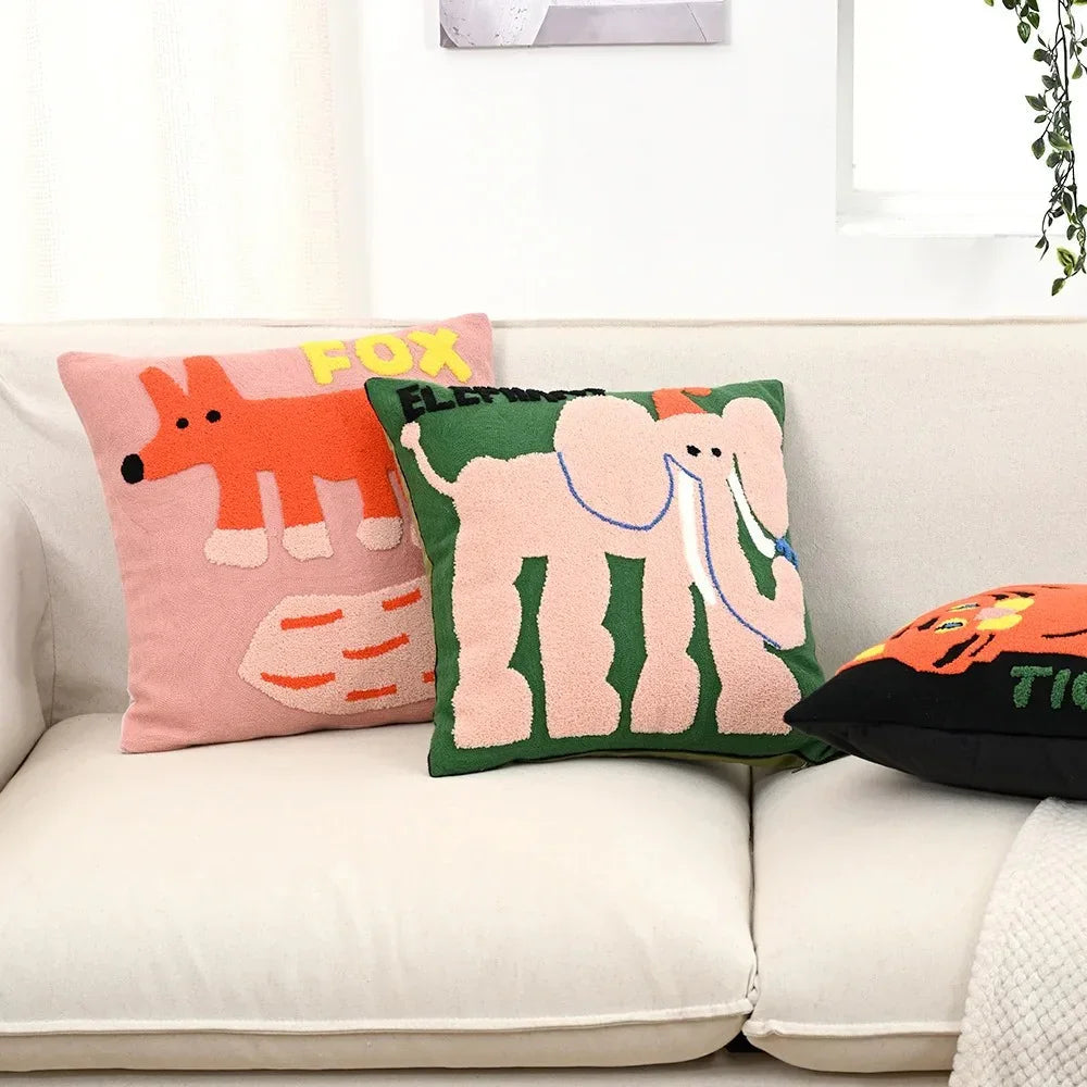 Ilarno Pillow Cover