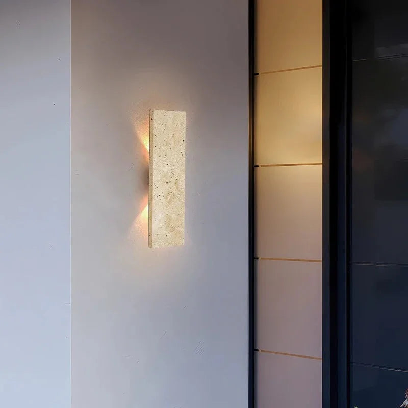 Infia Wall Lamp