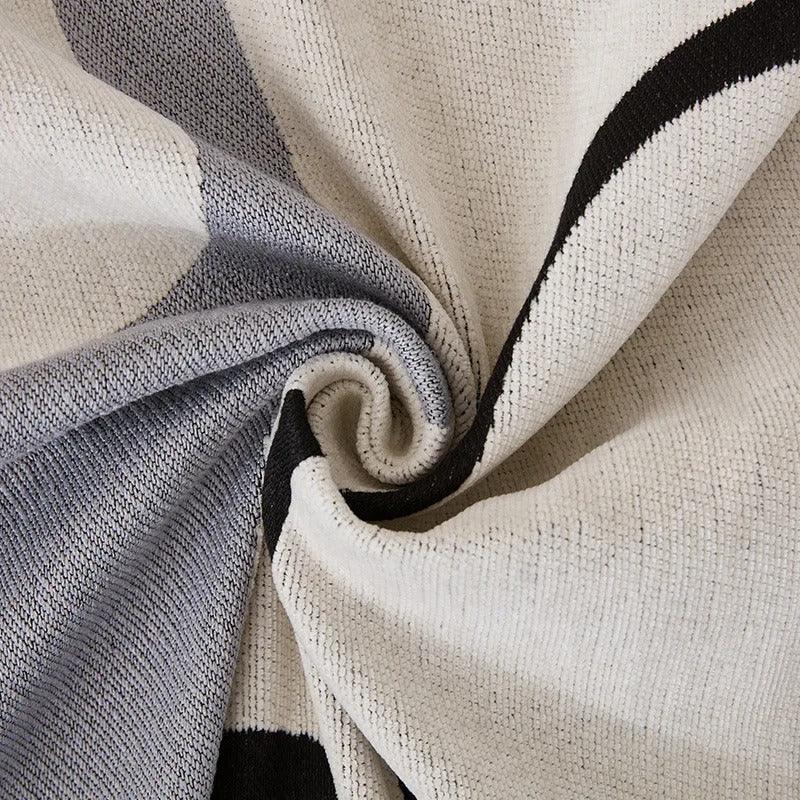 Jalndia Throw blanket