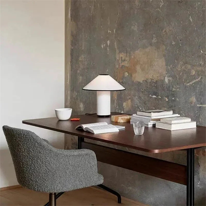 Jaltynta Table Lamp