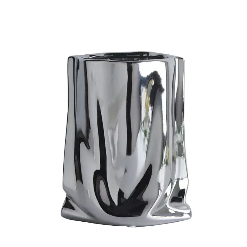 Jorara Vase